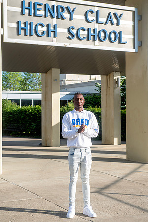 260504SeniorJYoung0025