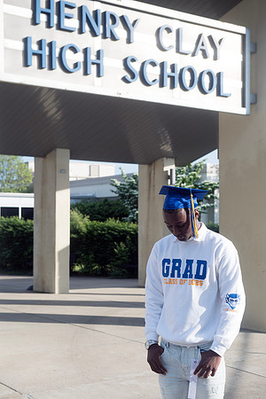260504SeniorJYoung0071