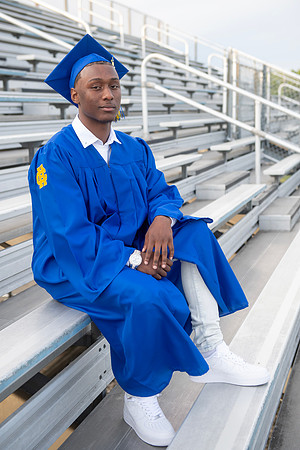 260504SeniorJYoung0410