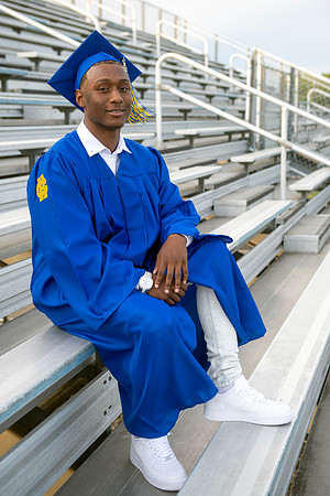 260504SeniorJYoung0427
