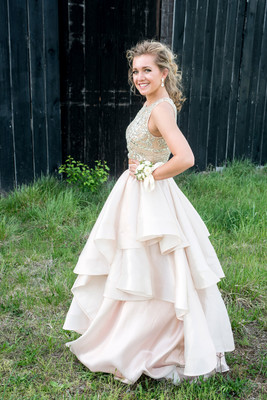 170415Prom0253