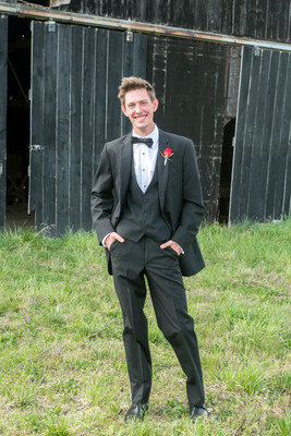 170415Prom0113
