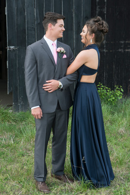 170415Prom0341