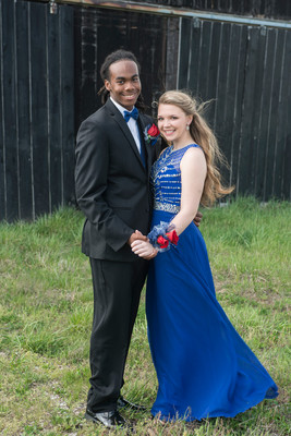 170415Prom0124