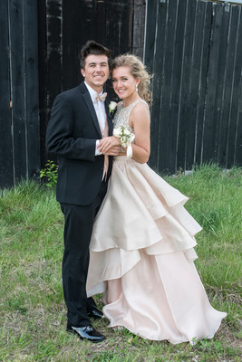 170415Prom0190