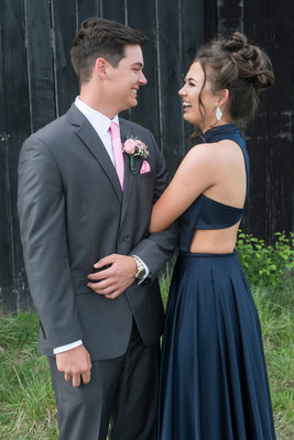 170415Prom0359