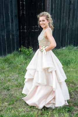 170415Prom0250
