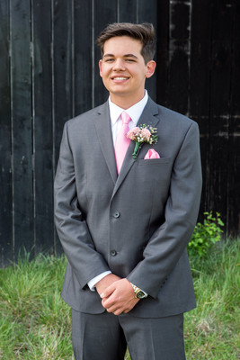170415Prom0316