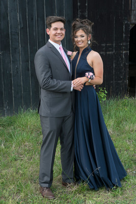 170415Prom0321