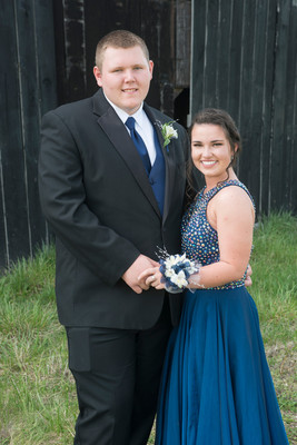 170415Prom0406