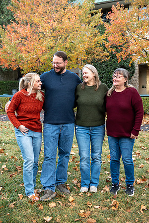 241102GattisFamily0040