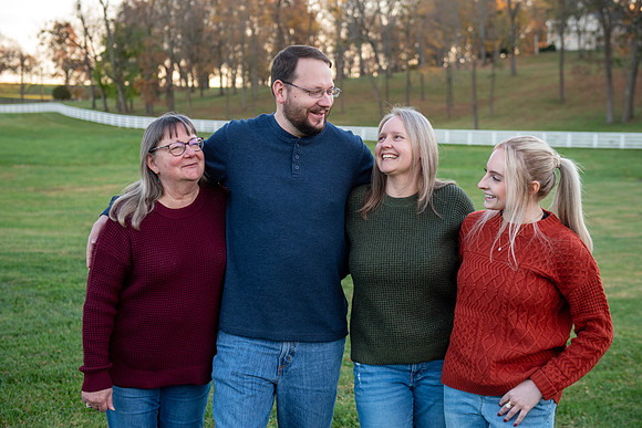 241102GattisFamily0325